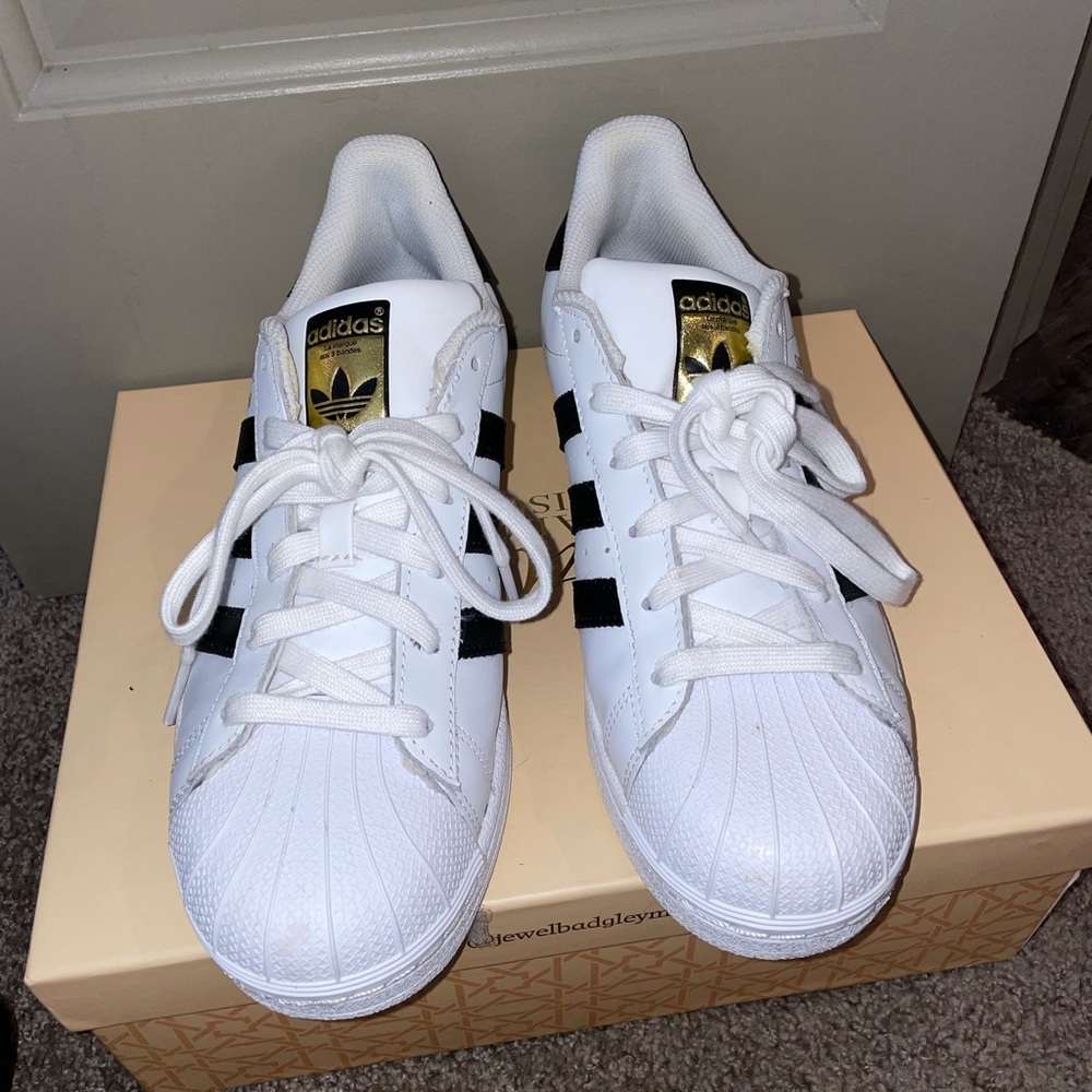 Adidas Superstar 7.5